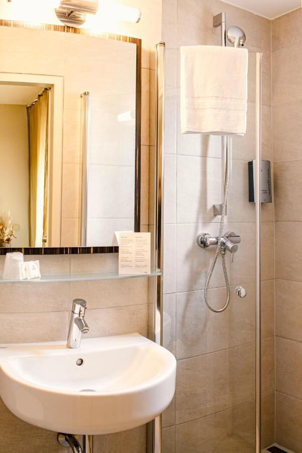 Arkade Hotel Am Theater Heilbronn Ngoại thất bức ảnh