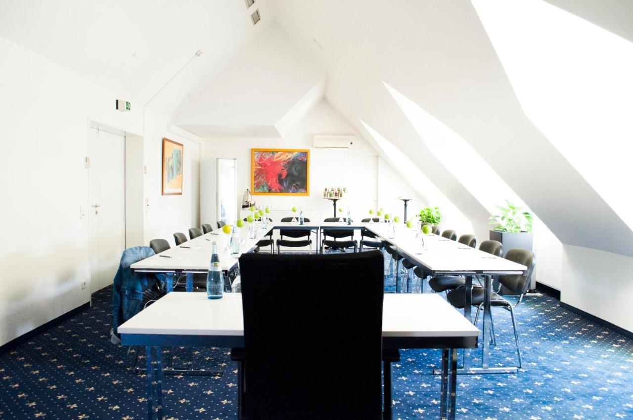 Arkade Hotel Am Theater Heilbronn Ngoại thất bức ảnh